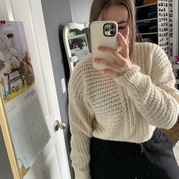 Wilfred Free Sweater - Picture 8 of 8